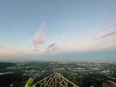 -鬼笑石后山停车场