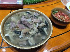 -汤锅大王(新平曹苏黄牛汤锅有限公司)