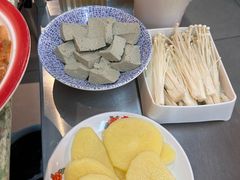 -肖婷姐大铁锅重庆火锅(南湖店)