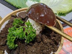 小蘑菇-金会长自助海鲜·烤肉(人民广场店)