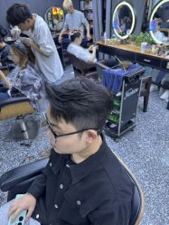 -藤野造型专业烫染接发