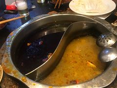 -重庆风光老灶火锅城(同德广场店)