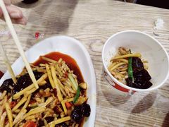 -江城燕子大排档(江汉路步行街店)