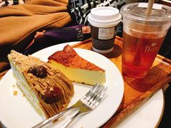 经典栗子蛋糕-Peet's Coffee皮爷咖啡(德基店)