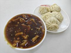 -陈寔包子王·卤煮小肠·京味小吃(龙潭店)