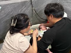 -臻爱住家月嫂育儿嫂(万达店)