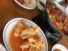 -鹤乡东北菜(崮山路店)