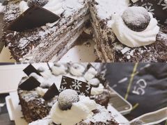 皇牌黑森林-黑森林饼皇(石龙路总店)