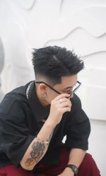 -东方先生国潮男士理发馆