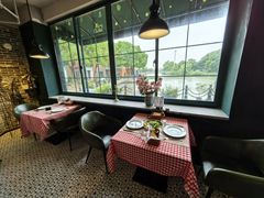 -自然食集西餐厅(泰晤士小镇店)