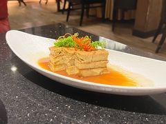 -梅龙镇广场