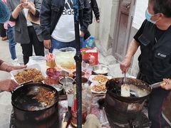 -老婆婆炒饭(小白楼1902欧式风情街店)