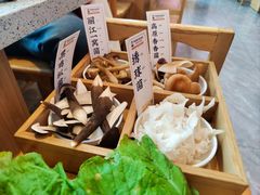 -阿婆情腊排骨火锅(金虹路店)