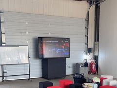 -天津波士信达奔驰4S店(卫津南路店)