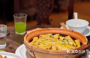 Signature Qingyuan Spicy Sesame Chicken