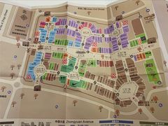 -枫叶小镇奥特莱斯