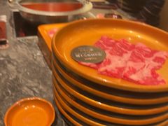-牛YO寿喜烧·铁板烧和牛火锅自助(市府恒隆店)