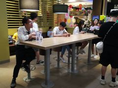 -麦当劳(龙洞店)