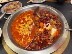 -沸炉重庆老火锅(军事博物馆店)