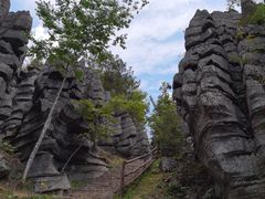 -梭布垭石林景区