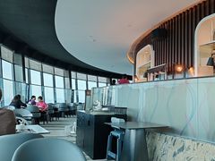 -亚洲国际大酒店·云顶阁旋转自助餐厅
