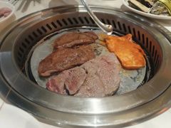 -蒙肥羊·酸汤潮牛·鲜牛肉火锅烤肉自助(岗顶店)