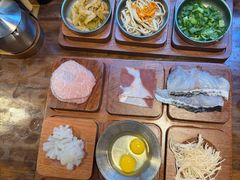 -银米·云南传统过桥米线(双廊黑金冠店)