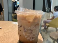 -星巴克臻选(莘庄仲盛店)