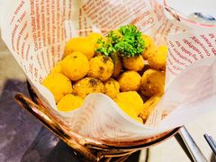 很脆的松露豆腐-新白鹿餐厅(金鹰新街口店)