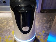 -杭州西湖湖滨银泰亚朵酒店