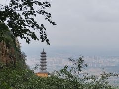 -鸡鸣山旅游风景区