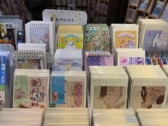 -猫的天空之城概念书店(苏州诚品店)