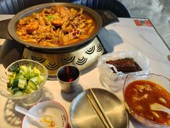 -徐记小怪兽肉蟹煲(中央大街店)
