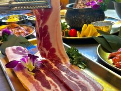 -哈哈碳都·牛肋条无限自助烤肉(台江万达店)
