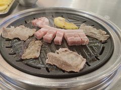 -哈哈碳都·牛肋条无限自助烤肉(宝龙店)