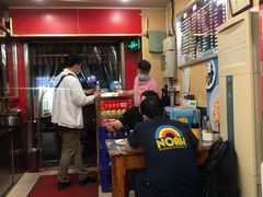 大堂-潘国仙耳光馄饨(黄家阙路店)