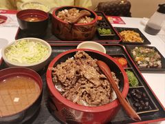-牛邸·烧肉饭(来福士店)