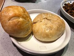 烤破酥包-云海肴·汽锅鸡·云南菜(领展购物广场·中关村店)