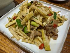 -下梅人家土菜馆(历史文化餐厅度假区店)