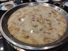 -老来福·非遗酸汤兔(凯旋路店)