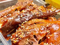 -爆炸头阿姨小四川正宗川味小吃(无任何分店)