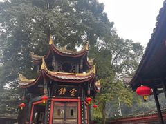 -峨眉山报国寺