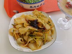 -陆元丰·兰州纯汤牛肉面(自强西路店)