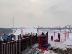 -华彬猛犸滑雪场