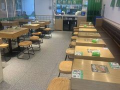 -蒙自源米线大王(花园城商场店)