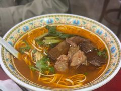 -金杨拉面王小吃面馆·牛三宝面·红烧牛肉粉