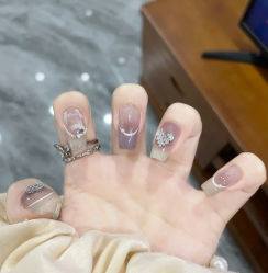 -兔猫ToMoreNails美甲美睫