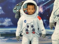 -梦东方未来世界航天主题乐园