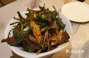 Bittercress with Chicken Skewers