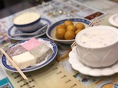 -广信牛奶甜品世家(台东店)